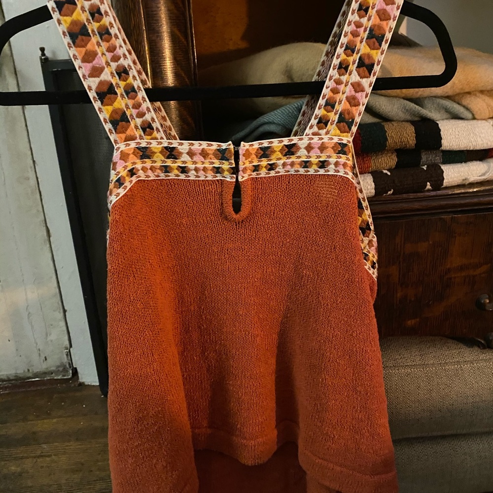 Madewell 70s inspired Criss Cross cropped blouse